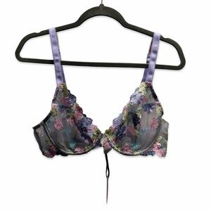 Chic Lace Floral Bra in Purple and Multicolor